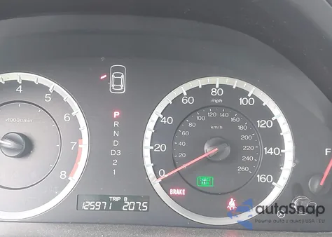 2010 Honda Accord 2.4 Lx z USA, uszkodzony, nr VIN 1HGCP2F35AA002734